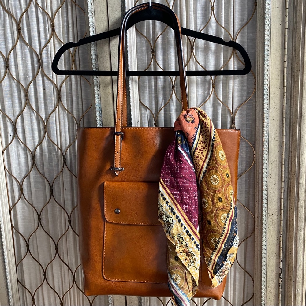 Women's Front Pocket Brown Soft Leather Work Tote